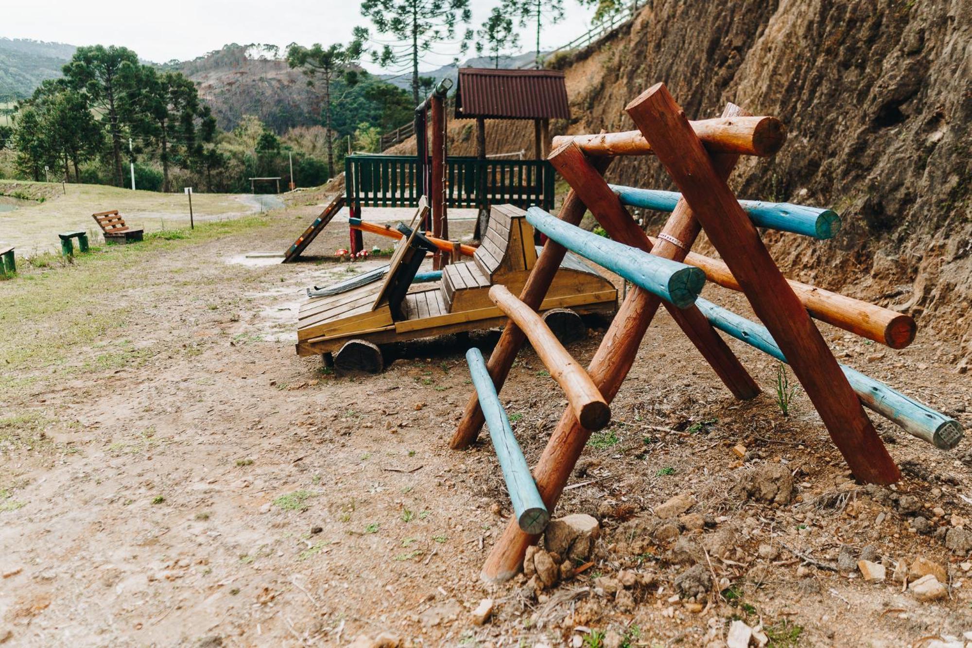 Floresta Secreta- Pousada Cachoeira Da Neve ウルビシ エクステリア 写真